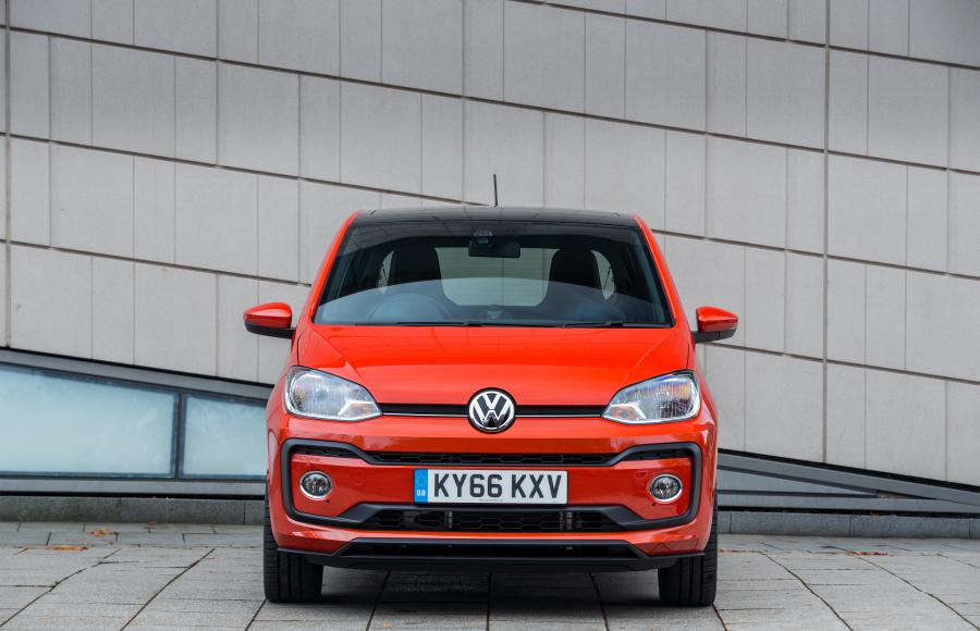  Volkswagen High up! 2016 года  (UK) (фото 5 из 23)
